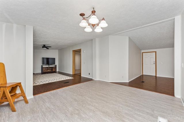 12276 Butters Road, Hillsboro, OH 45133