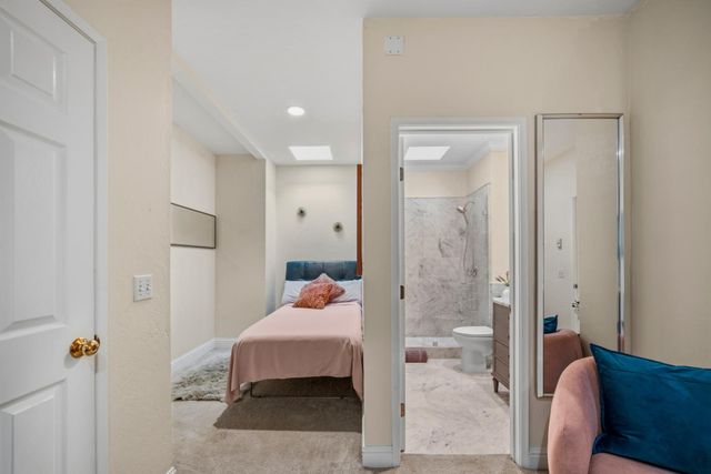 0 Mission 4 NE 5th Street 3N, Carmel, CA 93921