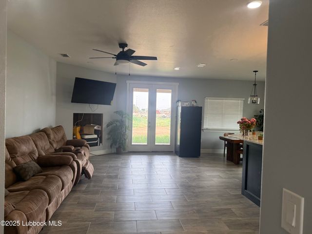 217 Redwood Avenue, Lubbock, TX 79403