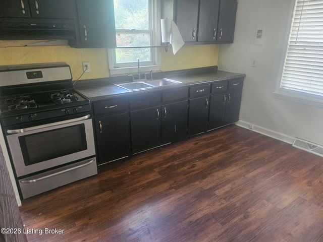 2315 Elmhurst Ave, Louisville, KY 40216