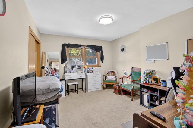 N2445 Fisk DRIVE, Burlington, WI 53105