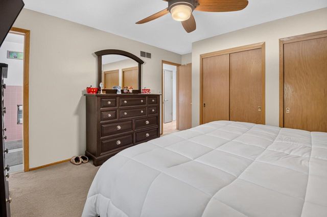 N2445 Fisk DRIVE, Burlington, WI 53105