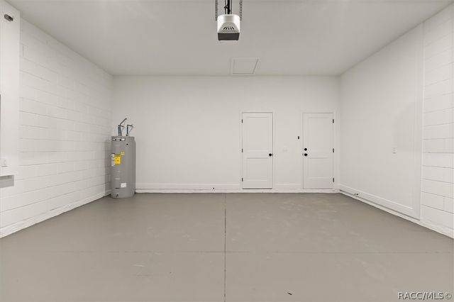 9505 N Cortlandt Drive, Citrus Springs, FL 34434