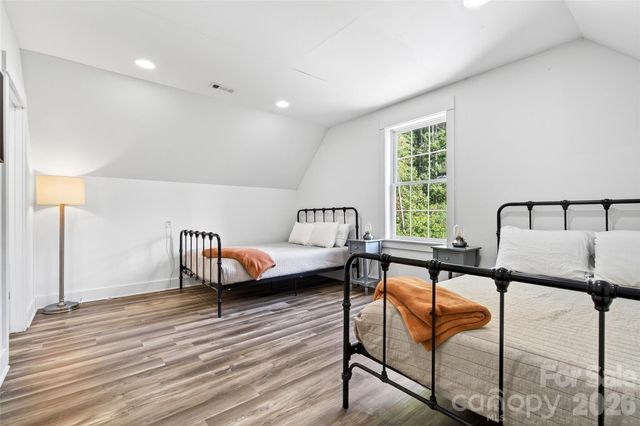 8026 Buck Creek Road, Marion, NC 28752