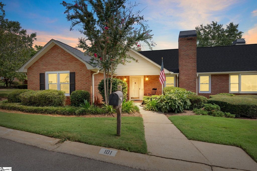 101 Fairoaks Drive, Greenville, SC 29615