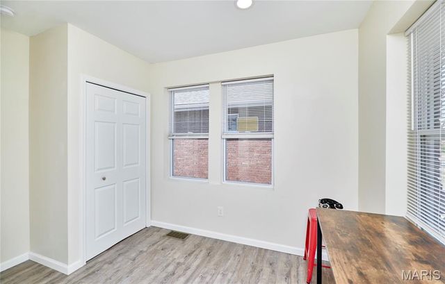 4132 Miami Street, St Louis, MO 63116