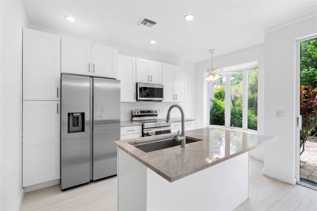 760 Seaview Drive, Juno Beach, FL 33408