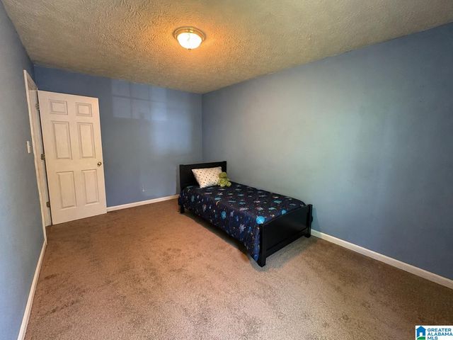 602 SHANNAHAN DRIVE, Weaver, AL 36277