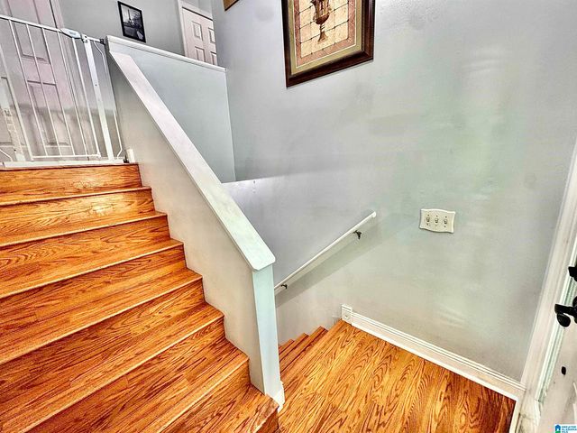 602 SHANNAHAN DRIVE, Weaver, AL 36277
