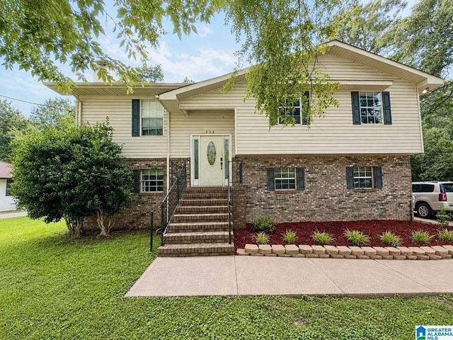 602 SHANNAHAN DRIVE, Weaver, AL 36277