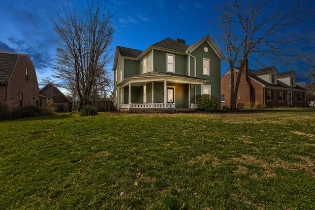 410 W High Street, Mt Sterling, KY 40353