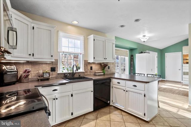 2986 RIDGE HOLLOW RD, Edinburg, VA 22824