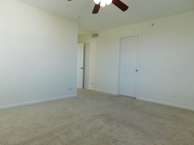 3748 Bailey Road 3748, Yorkville, IL 60560