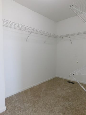 3748 Bailey Road 3748, Yorkville, IL 60560