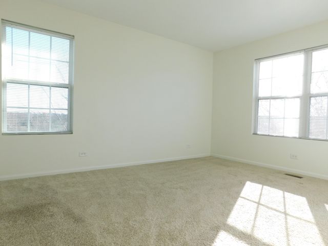 3748 Bailey Road 3748, Yorkville, IL 60560