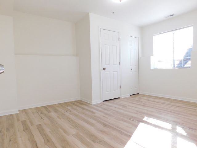 3748 Bailey Road 3748, Yorkville, IL 60560