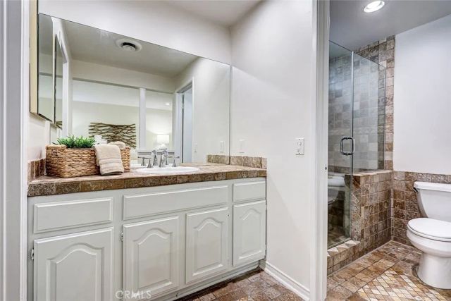 5872 Karen, Cypress, CA 90630