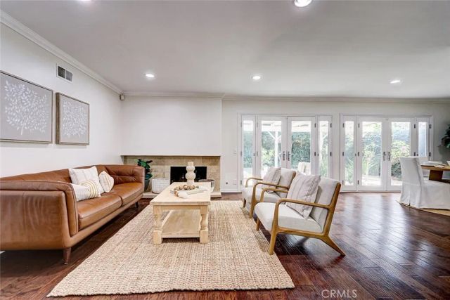 5872 Karen, Cypress, CA 90630