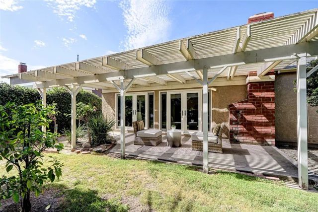 5872 Karen, Cypress, CA 90630