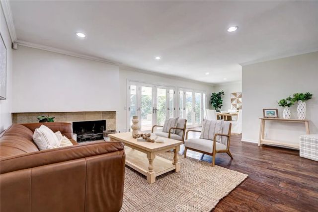 5872 Karen, Cypress, CA 90630