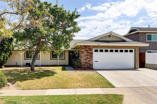 5872 Karen, Cypress, CA 90630