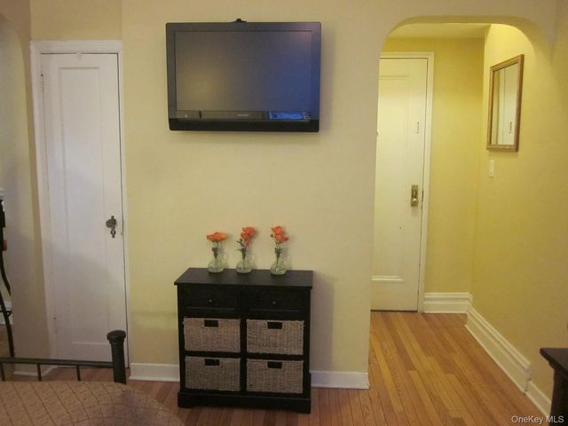 1 Franklin Avenue 4DD, White Plains, NY 10601