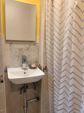 1 Franklin Avenue 4DD, White Plains, NY 10601