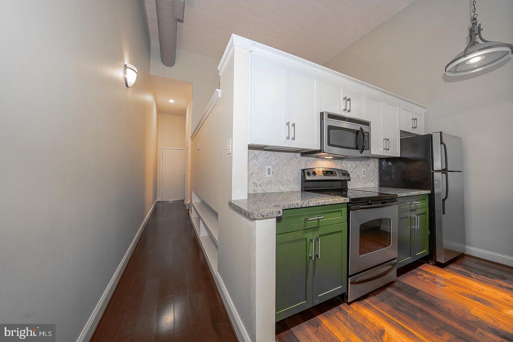 2429 LOCUST ST #218, Philadelphia, PA 19103 — photo 3