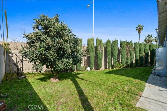 1563 Mcgilvrey, Los Angeles, CA 90063