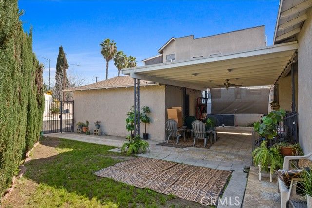 1563 Mcgilvrey, Los Angeles, CA 90063