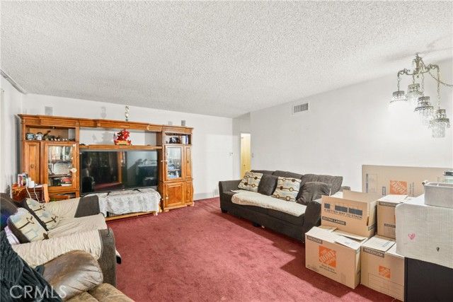 1563 Mcgilvrey, Los Angeles, CA 90063