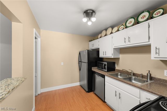 1155 Charter Oak Lane 304, Westlake, OH 44145