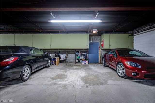 1155 Charter Oak Lane 304, Westlake, OH 44145