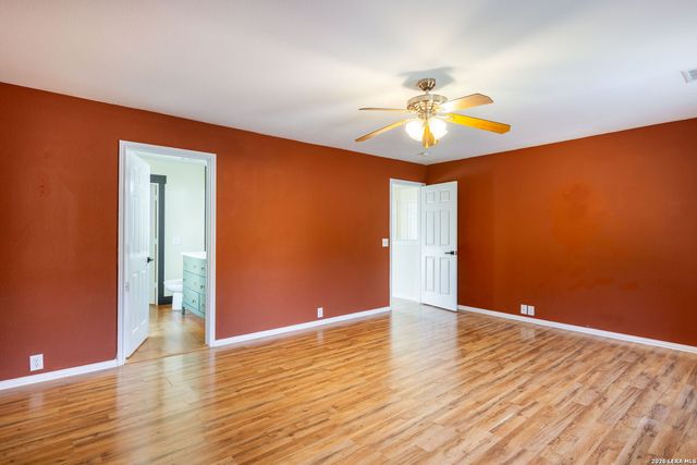 9574 Vallecito Pass, San Antonio, TX 78250