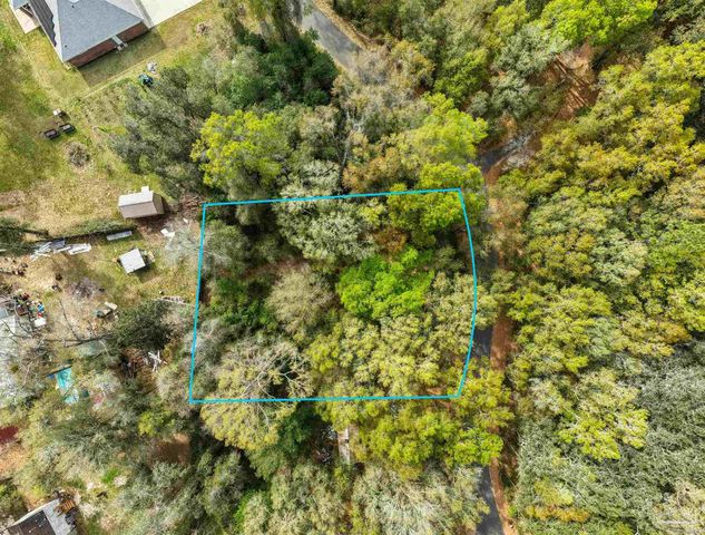 7725 Elrod Rd, Milton, FL 32583