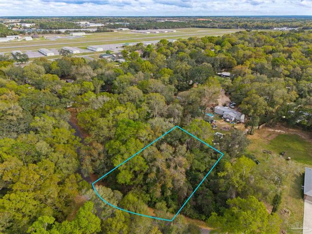 7725 Elrod Rd, Milton, FL 32583