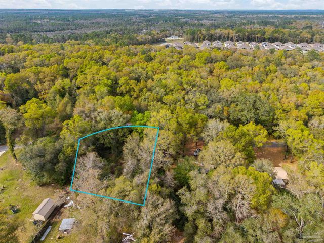 7725 Elrod Rd, Milton, FL 32583