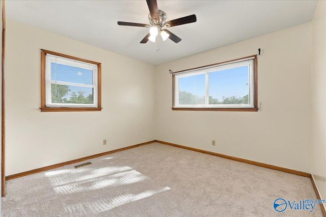 3203 Sweetbriar Road NW, Huntsville, AL 35810