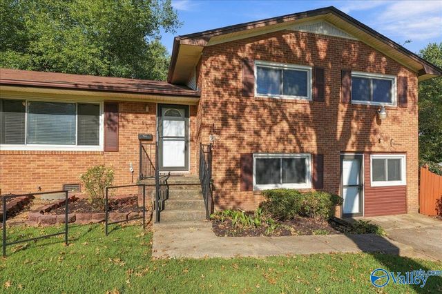 3203 Sweetbriar Road NW, Huntsville, AL 35810