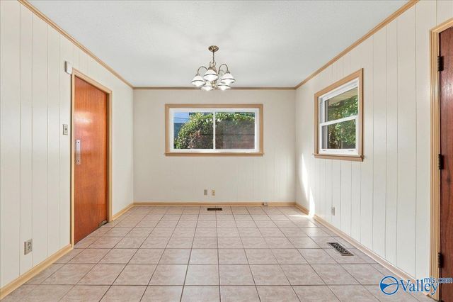 3203 Sweetbriar Road NW, Huntsville, AL 35810