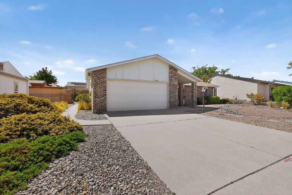 6428 Gambel Quail Road NE, Rio Rancho, NM 87144