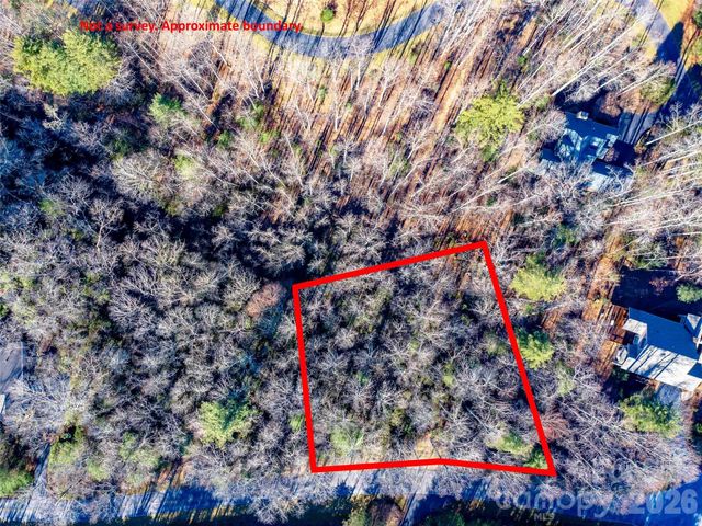 000 Chattooga Run 306, Hendersonville, NC 28739