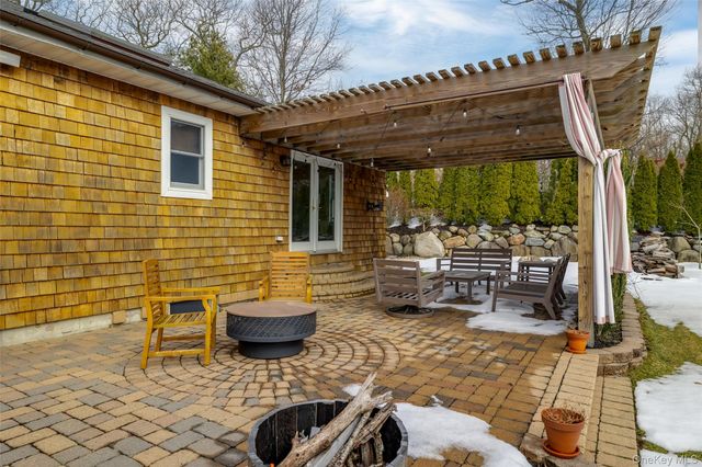 177 Great Rock Drive, Wading River, NY 11792