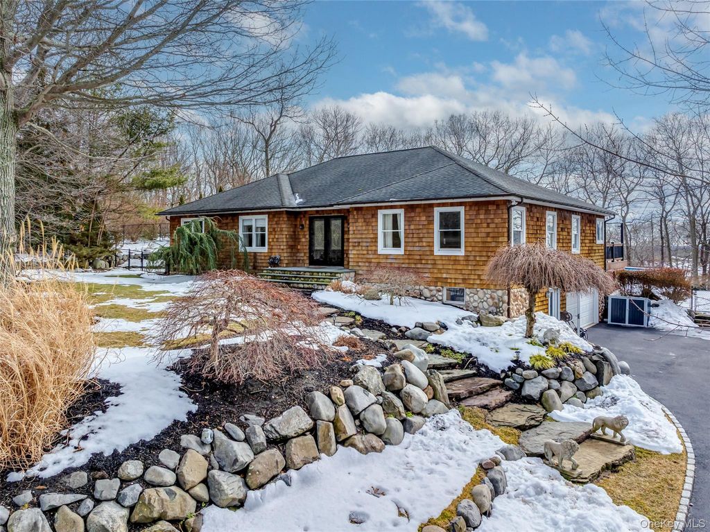 177 Great Rock Drive, Wading River, NY 11792