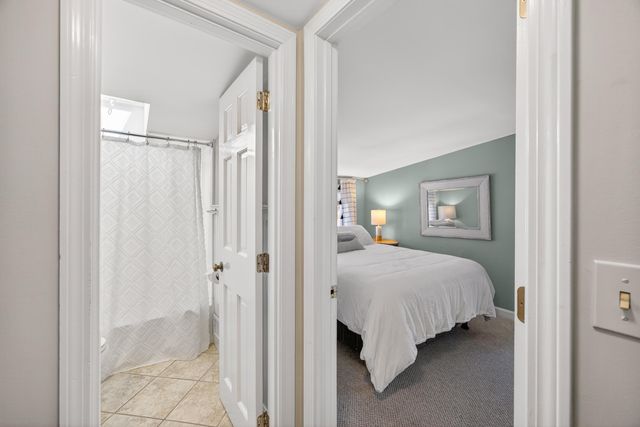 14 Lovers Lane, Harwich, MA 02645