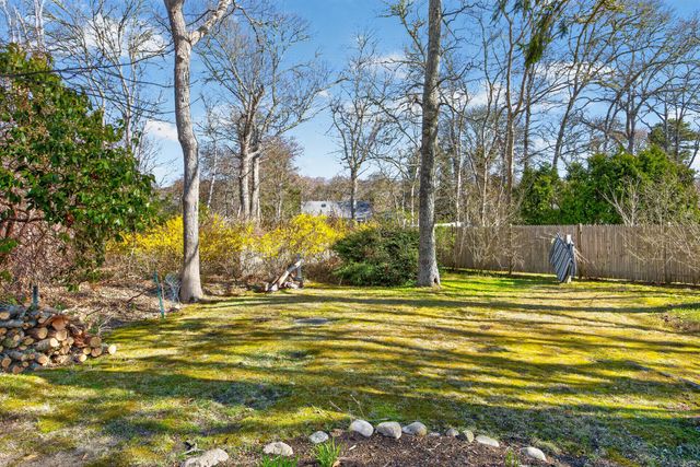 14 Lovers Lane, Harwich, MA 02645