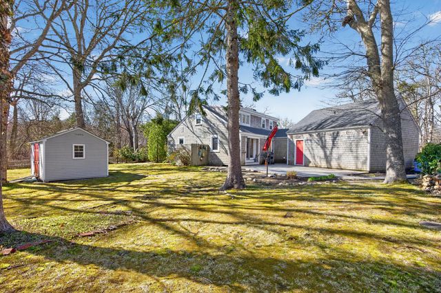 14 Lovers Lane, Harwich, MA 02645