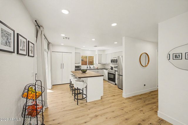 17606 N 17TH Place 1026, Phoenix, AZ 85022