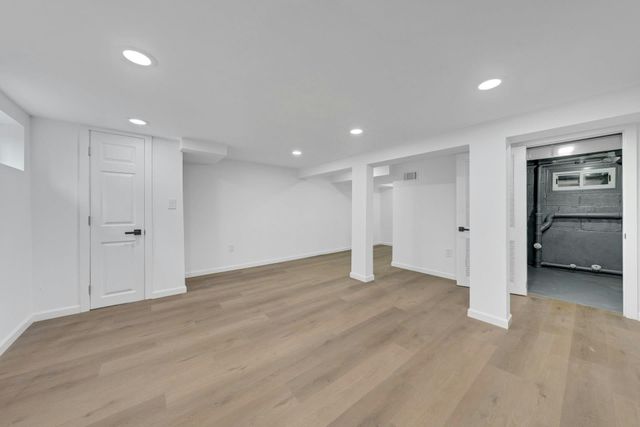 12 LEROME PL, Teaneck, NJ 07666