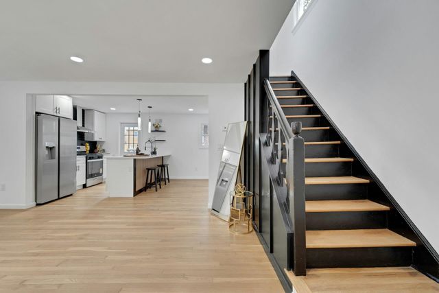 12 LEROME PL, Teaneck, NJ 07666